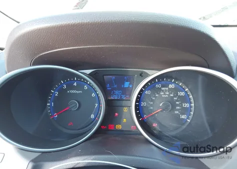 2015 Hyundai Tucson Gls z USA, uszkodzony, nr VIN KM8JT3AF7FU063481